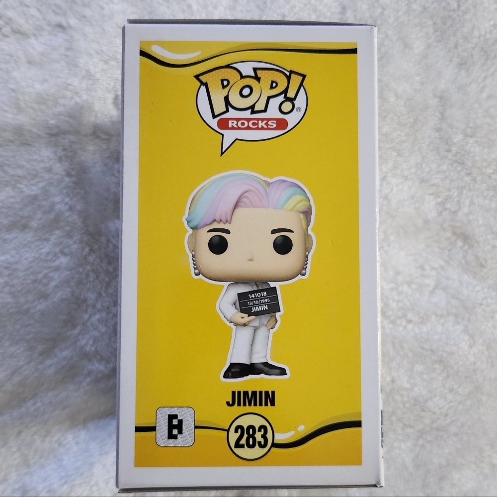 Funko Pop! Rocks BTS Jimin with Multicolor Hair - Picture 4 of 4